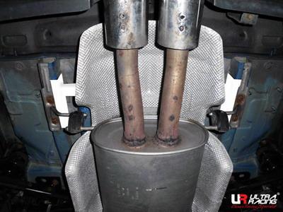 Ultra Racing Side / Other Strut Brace RT2-1718 R56