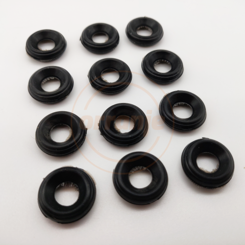 Coil Pack / Rocker Cover Rubber Grommets R50 R52 R53